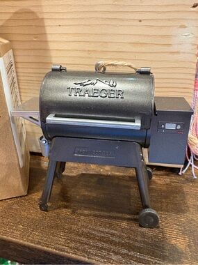 Traeger Mini Grill Décor - Black